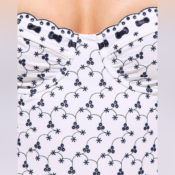 🆕 JCREW Eyelet Balconette Underwire One-Piece with Ribbon Trim - Picture 4 of 4